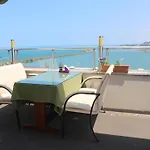 Ganita Life Hotel