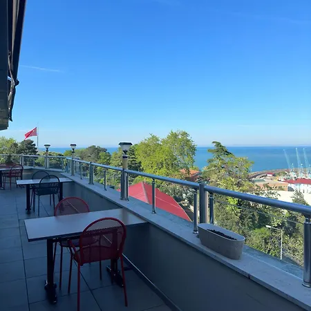 ホテル Ganita Life 2*