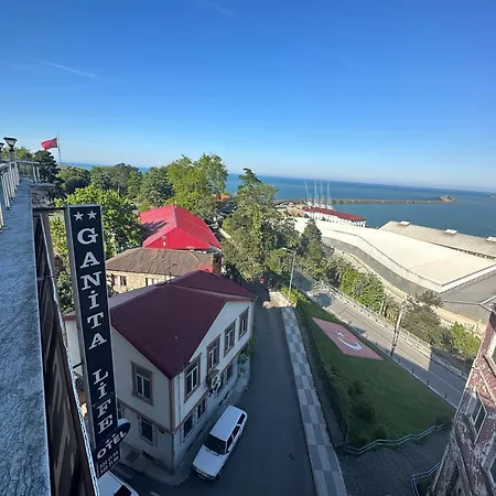 Ganita Life ホテル 2*