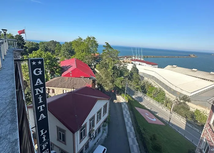 Ganita Life فندق 2*